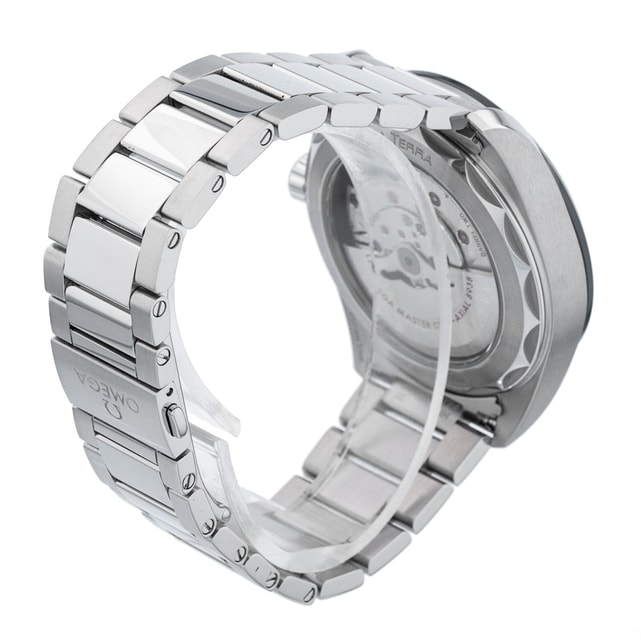 Omega Aqua Terra 150m GMT 220.30.43.22.10.001 Image 3